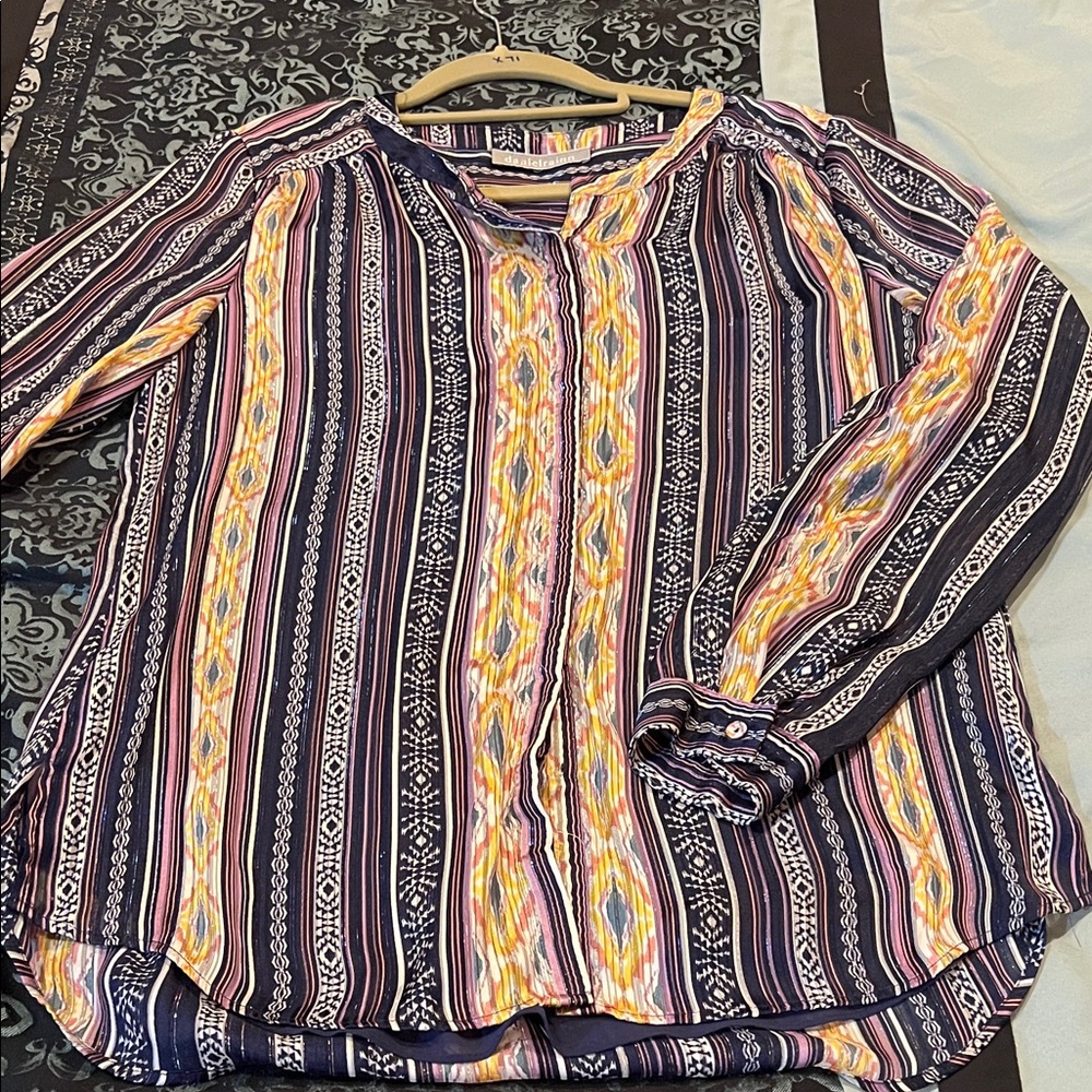 DANIELRAINN Striped Navy Multicolor V-Neck Long Sleeve Blouse